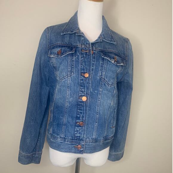 J. Crew Medium Wash Fitted Jean jacket Classic Sz Medium - Picture 1 of 9